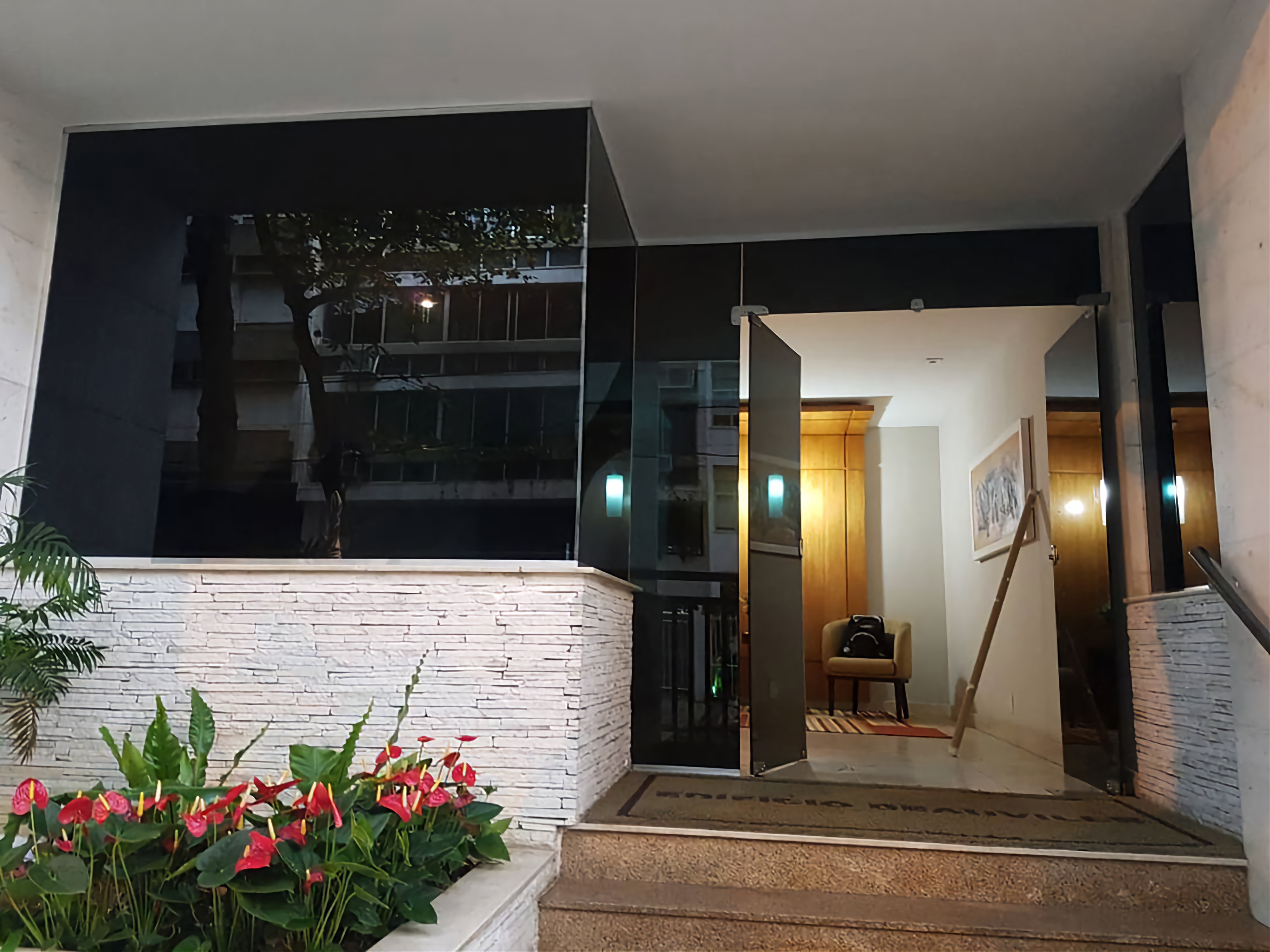 Película de alta tecnologia window film aplicada em janela